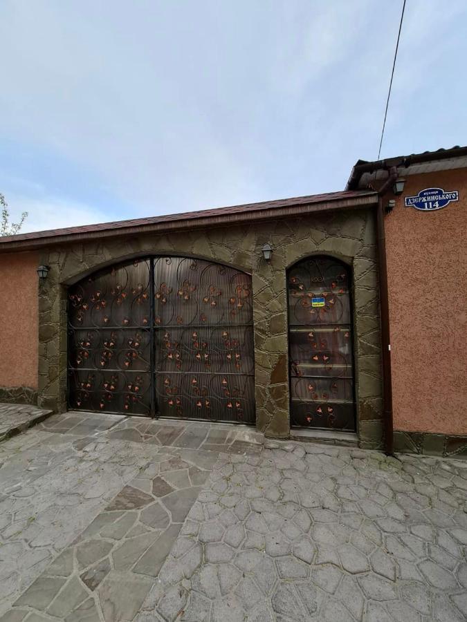 Мини-Отель Kropyvnytskyi Exterior foto